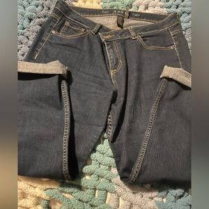 Apt. 9 Indigo Denim Capris